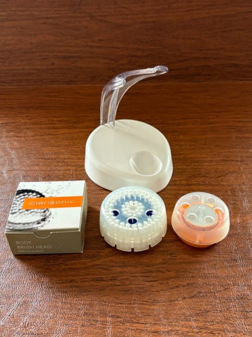 Two NEW Clarisonic Body Brush Head Replacements and Clarisonic Stand and file